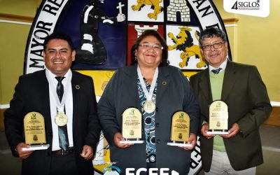 DECANA Y DIRECTORES DE CARRERA DE LA FCEE RECIBEN DESTACADOS RECONOCIMIENTOS EN LAS CATEGORIAS DE “MEJOR GESTIÓN” Y “MEDALLA DE EXCELENCIA A LA GESTIÓN”