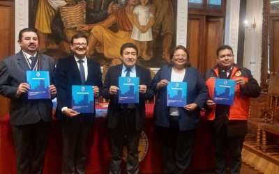 DOCENTE DE LA FCEE MIRKO IVO GARDILCIC CALVO PRESENTÓ EL DOCUMENTO Y ARTÍCULO DE INVESTIGACIÓN » EXPECTATIVAS Y POTENCIALIDADES DEL LITIO Y HIERRO EN BOLIVIA»
