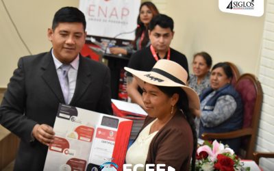 Autoridades municipales de Sucre, Yotala, Tarabuco, Yamparáez reciben certificados de la Escuela de Negocios y Administración Pública